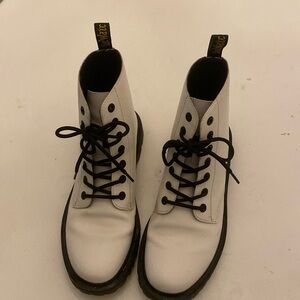 Dr. Marten Boots